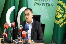 Bilal Azhar Kayani honors Punjab Police martyr Haider Ali Hussain in Sianwala.webp