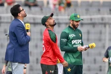 Litton Das breaks nine toss jinx, elects to field against Pakistan.webp