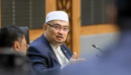 The Kelantan government calls for an investigation into the police raid of the HIV outreach p...webp
