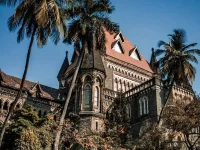 Bombay High Court acquits 12 men in 2006 Mumbai train blasts, orders release.webp