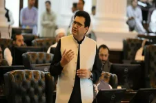 Ibadullah Khan hails transparent Senate polls, calls it a win for democracy in Peshawar.webp
