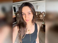 Shraddha Kapoor cheers Saiyaara in Mumbai as Ahaan Pandey shines in debut.webp