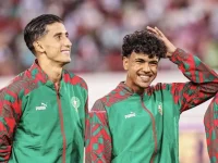 Everton eyes Bayern Munich's Adam Aznou as Ashley Young's replacement.webp