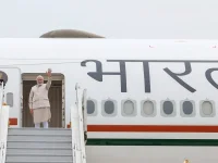 Modi begins UK and Maldives visit to boost ties and attend Maldives independence day.webp