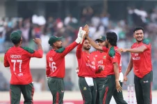 Bangladesh chase historic T20I sweep over Pakistan with five changes in Dhaka.webp