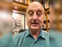Anupam Kher celebrates the success of Saiyaara, and Tanvi The Great praises Shubhangi.webp