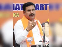 Vijayendra challenges Rahul Gandhi's poll fraud claims in heated Bengaluru exchange.webp