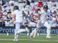 Joe Root overtakes Ponting with 150 as England seize control against India at Old Trafford.webp