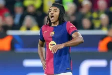 Barcelona secures new long-term deal with Jules Koundé through 2030.webp
