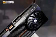 China debuts Lisuan Tech 7G106 and 7G105 GPUs, matching RTX 4060 with up to 24 GB memory.webp