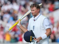 Root overtakes three legends in historic Old Trafford knock.webp
