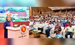 Sharmeen S Murshid leads mass oath for July Uprising spirit at Dhaka event.webp