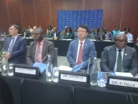 Zimbabwe signs key climate deal with China and the FAO.webp