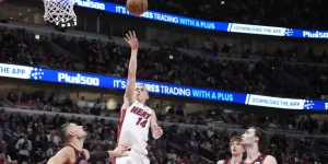 Bulls' failure to trade Vucevic may benefit rival Warriors.webp