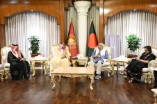 Saudi Crown Prince extends landmark FII9 invitation to Yunus.webp