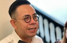 AI to transform Malaysia's job market as 600000 roles face disruption, Sim says.webp