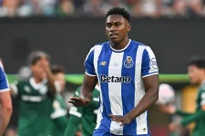 Porto demands £55m from Aston Villa for striker Samu Aguéjo.webp