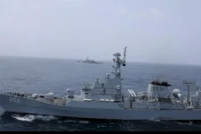 PNS Shamsheer and USS Fitzgerald hold joint exercise in the North Arabian Sea.webp