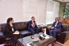 Australia and Pakistan strengthen human rights cooperation in an Islamabad meeting.webp