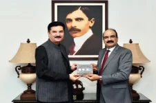 Governor Kundi demands immediate NADRA service expansion in KP.webp