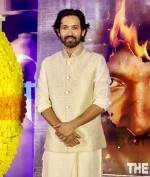 Vikrant Massey shares National Best Actor award with Shah Rukh Khan for 12th Fail.webp