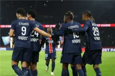 Newcastle targets PSG's Gonçalo Ramos as Isak replacement.webp