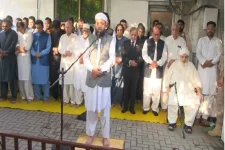 Sharif dynasty mourns Mian Shahid Shafi at Lahore funeral.webp