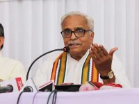 Acquitted Sadhvi Pragya alleges plot to frame Yogi, RSS chief.webp