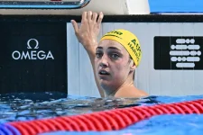 Australia's Meg Harris edges Walsh for 50m freestyle gold in Singapore.webp