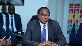 Zimbabwe partners AfDB and World Bank on $5 billion Mission 300 for universal energy access.webp