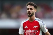 Stuttgart closing in on permanent deal for Arsenal's Fabio Vieira.webp