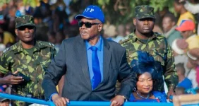 Mutharika warns MACRA chief Suleman of election day reckoning.webp