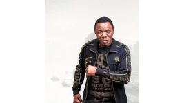 Sungura legend Nicholas Zakaria leans on protégé Alick Macheso.webp