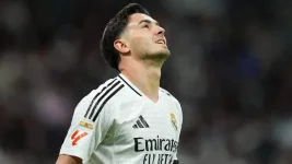 Newcastle United eyes Ibrahim Diaz with a 50 million euro bid as Isak's exit looms.webp