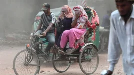 Dhaka, Bangladesh chokes at AQI 127 as WHO warns of risk.webp