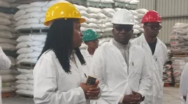Ndlovu praises Profeeds' Bulawayo robots for replacing human hands.webp