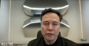 Elon Musk admits his $17B Starlink deal is useless for two years.webp