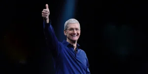 Apple's iPhone 17 fails to earn a single rating upgrade on Wall Street.webp