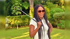 Jacqueline Ntaka sells a digital dream to a dark Zimbabwe.webp