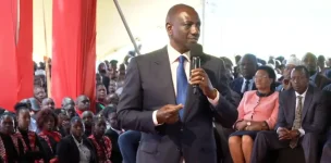Ruto is the household head at his Waalimu na Rais forum in State House.webp