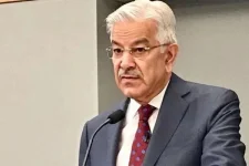 Sialkot minister Khawaja Asif taunts India as Pakistan war win hailed.webp