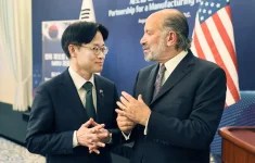 Kim and Lutnick lock horns in New York over the 350 billion Korean pledge.webp