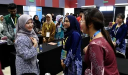 Fadhlina Sidek rallies Penang STPM, matriculation faithful, snubs Umany.webp