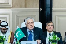 Ishaq Dar rips Israel for Qatar strikes in Doha, calls for global crackdown.webp