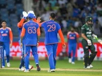 India and Pakistan freeze out handshakes in Dubai Asia Cup.webp