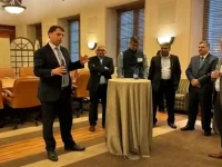 Brendan Lynch heads to India for trade talks as the US and New Delhi edge closer to a deal.webp
