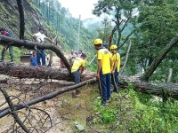 A cloudburst in Dehradun's Sahastradhara floods Karligaad, two missing.webp