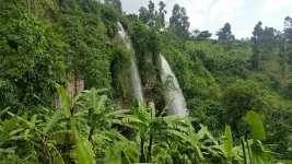 Tourists warned of fake guides at Sipi Falls, Uganda.webp