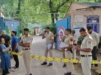 Bomb threats empty out Delhi's DPS Dwarka and other schools.webp