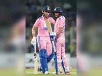 Smriti Mandhana's epic century in vain for India.webp